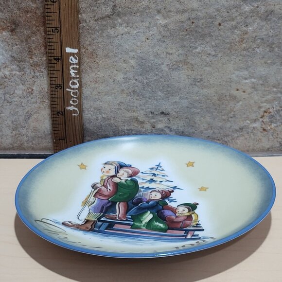 Schmid Hummel Christmas 1981 A Time to Remember Decorative Wall Hanging Plate - Picture 8 of 11